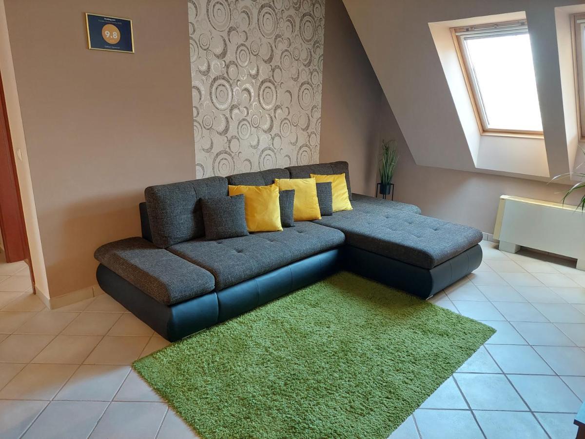 Samuci Apartman Hajdúszoboszló Exterior foto